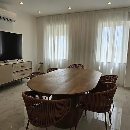 Modern Elegance Valletta Apartment Exterior photo